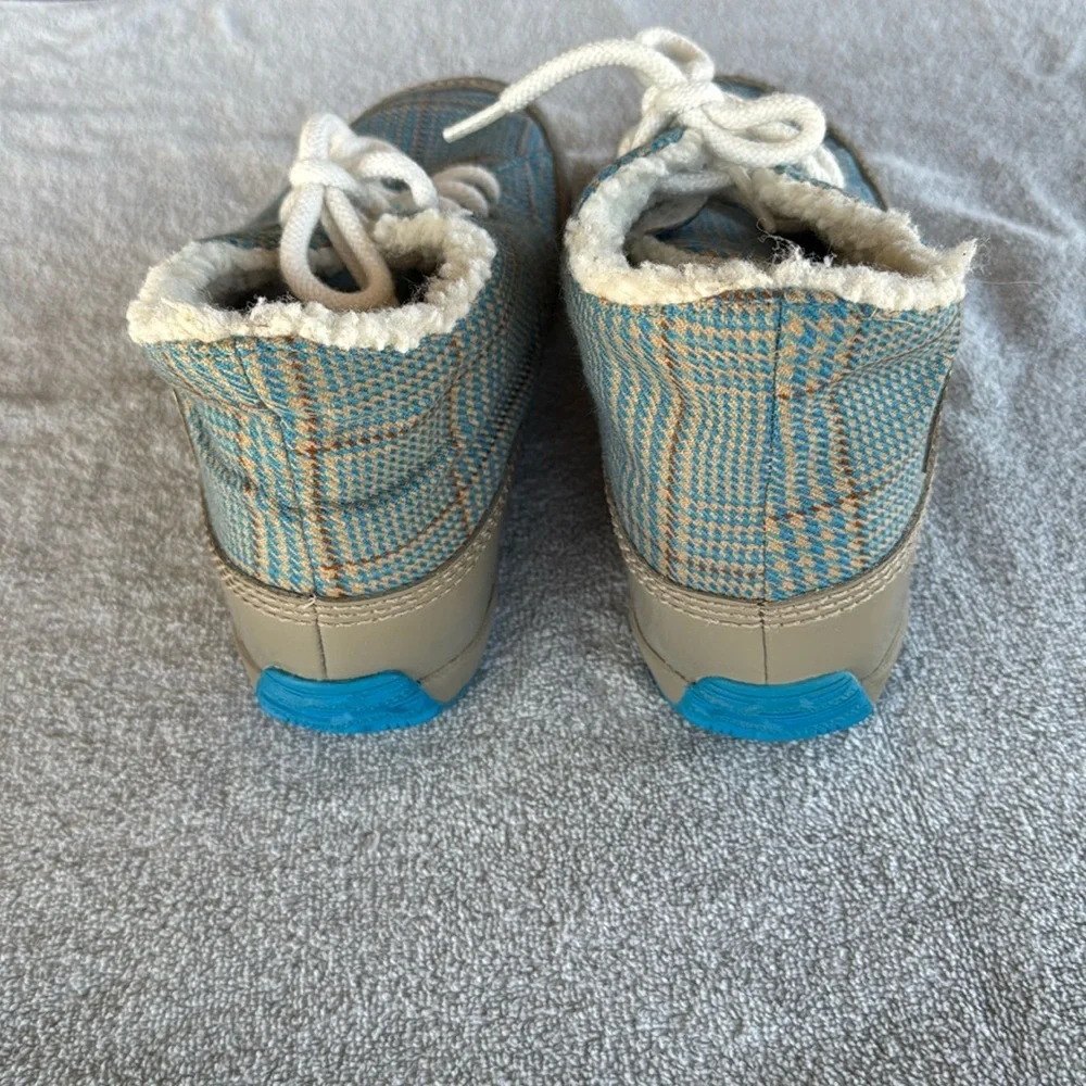 Sorel boots Sorel Hailey boot cloth womens size 8 Blue and‎ Tan Plaid Boots warm